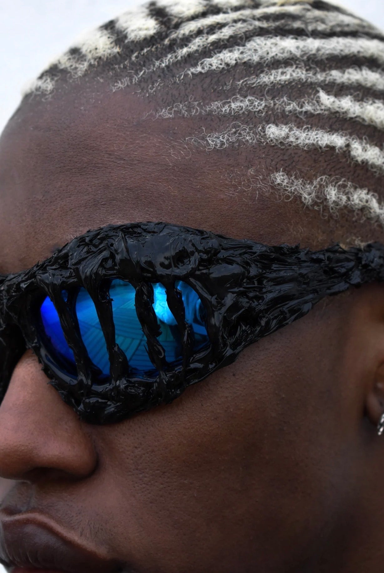 VERNUM COBALT SLIM GLASSES