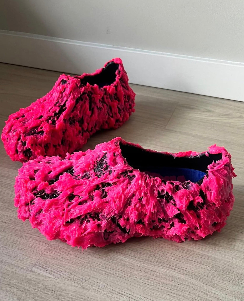 VERNUM HISOKA CLOGS