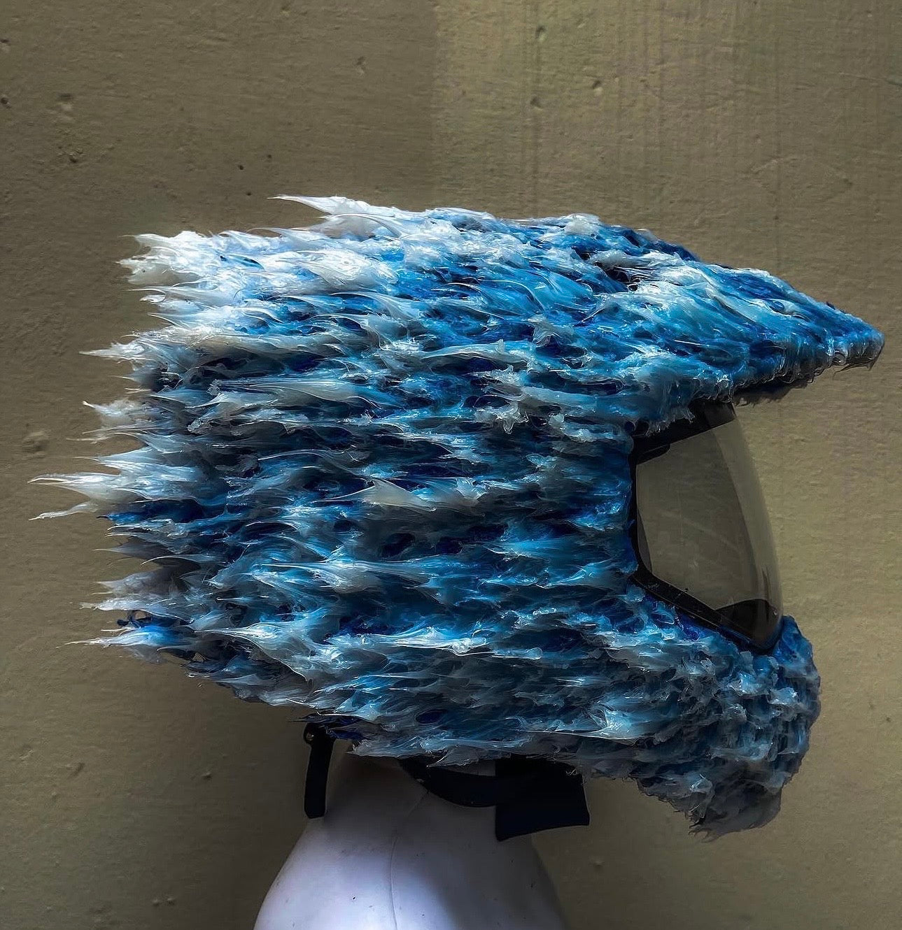 STORM RUNNER HELMET HELMET