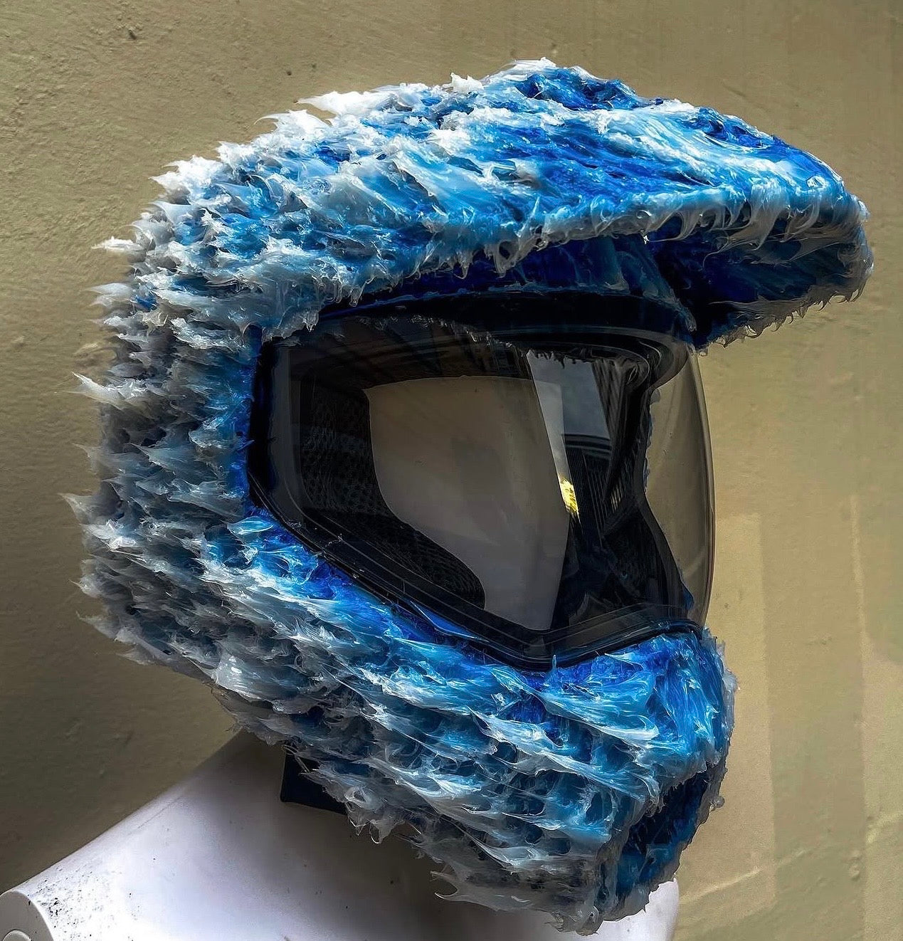 STORM RUNNER HELMET HELMET