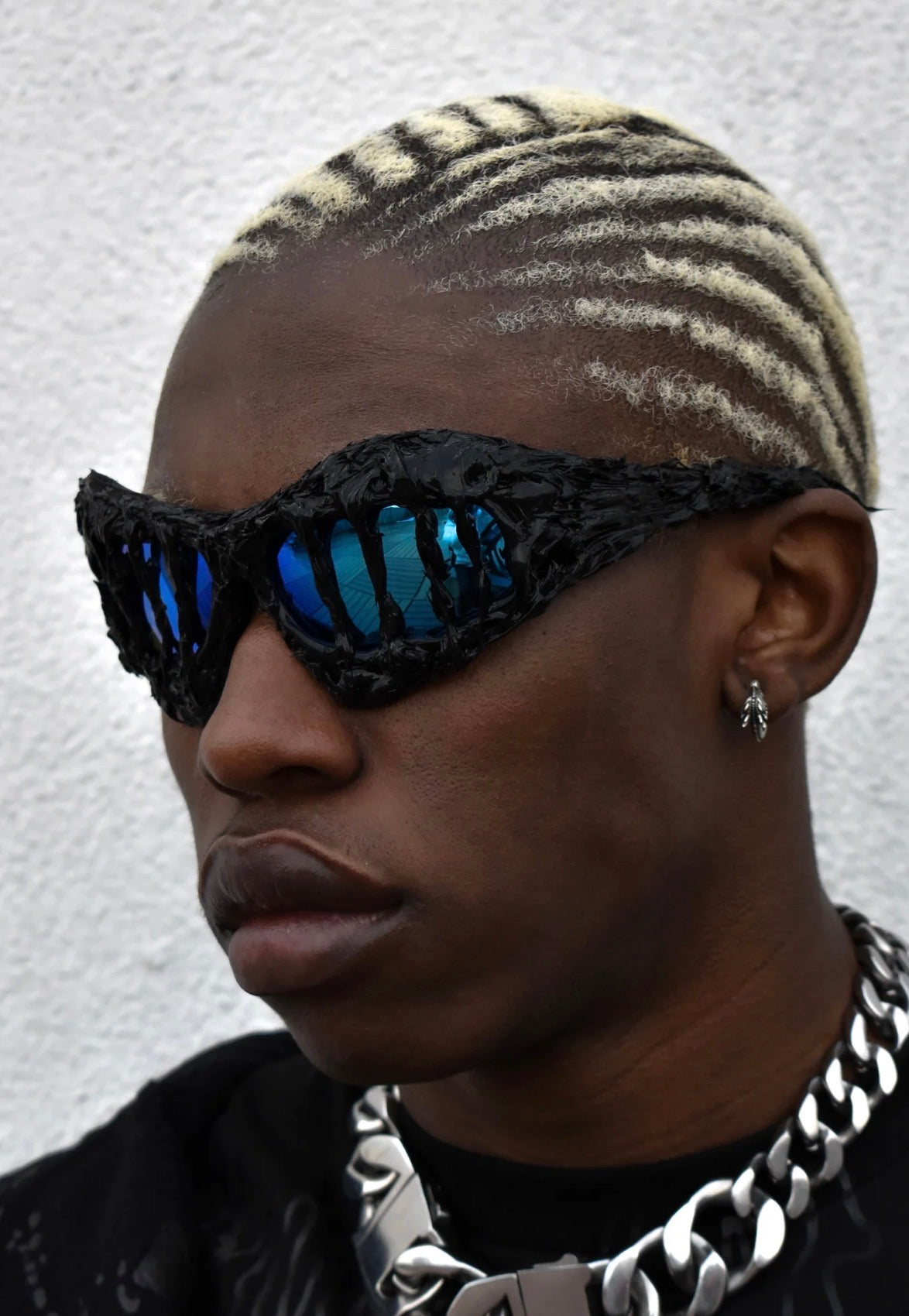 VERNUM COBALT SLIM GLASSES