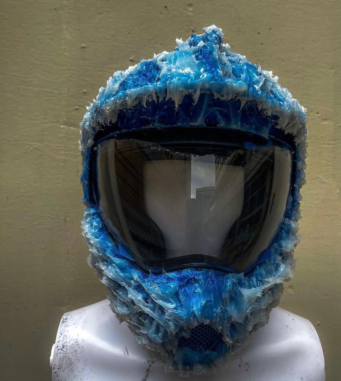 STORM RUNNER HELMET HELMET