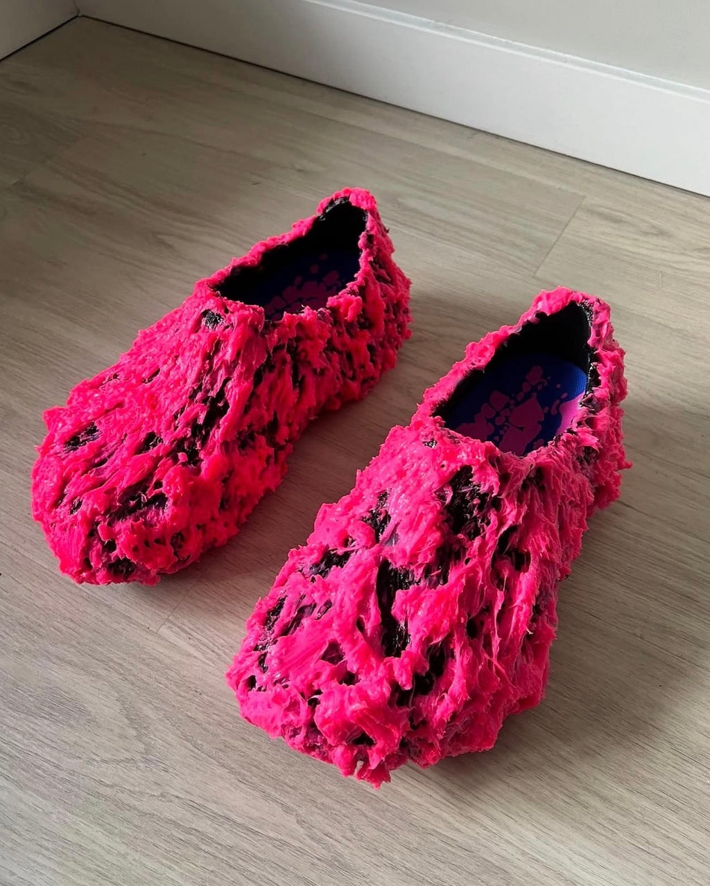 VERNUM HISOKA CLOGS