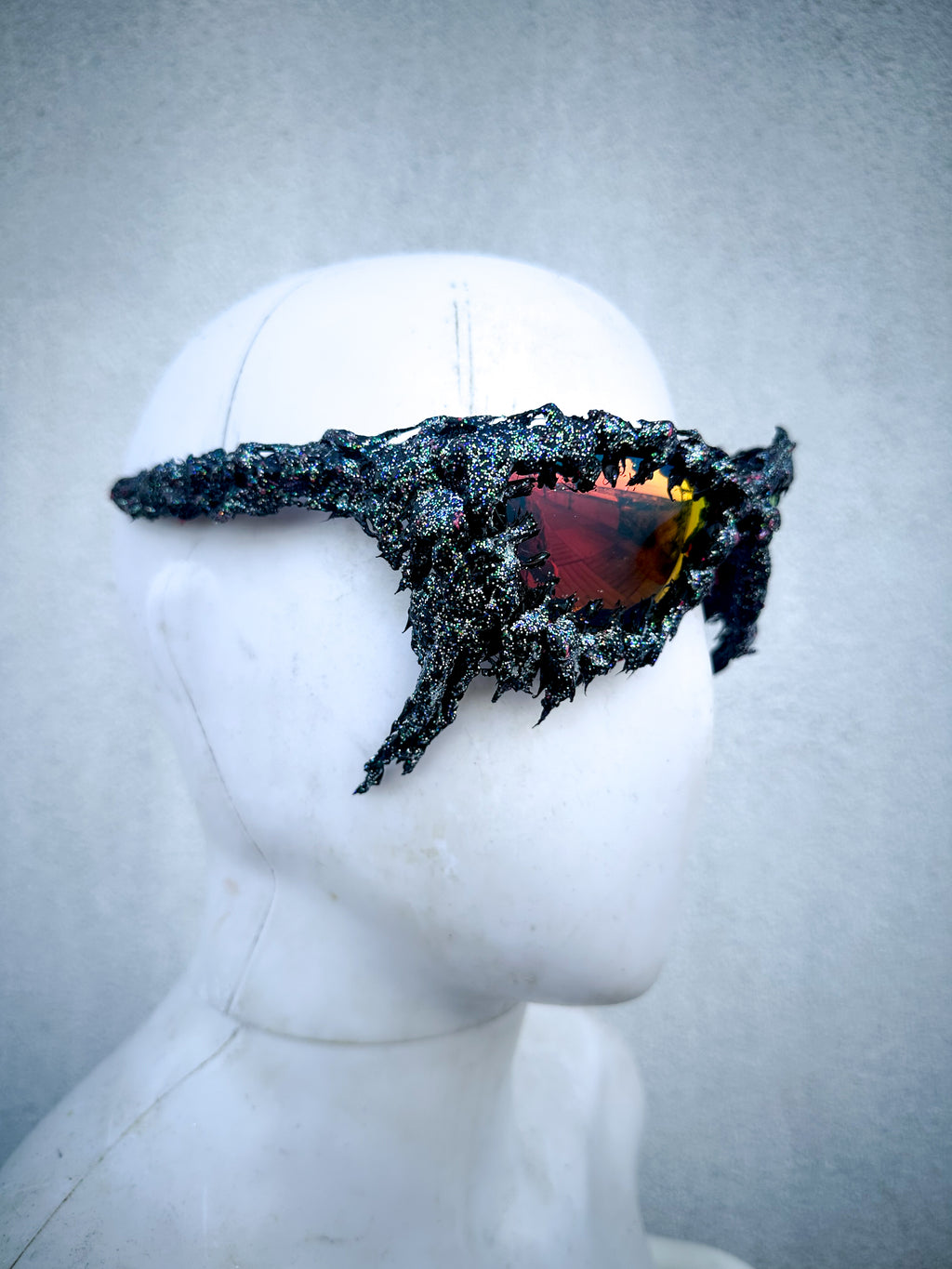 VERNUM METALLICA GLASSES
