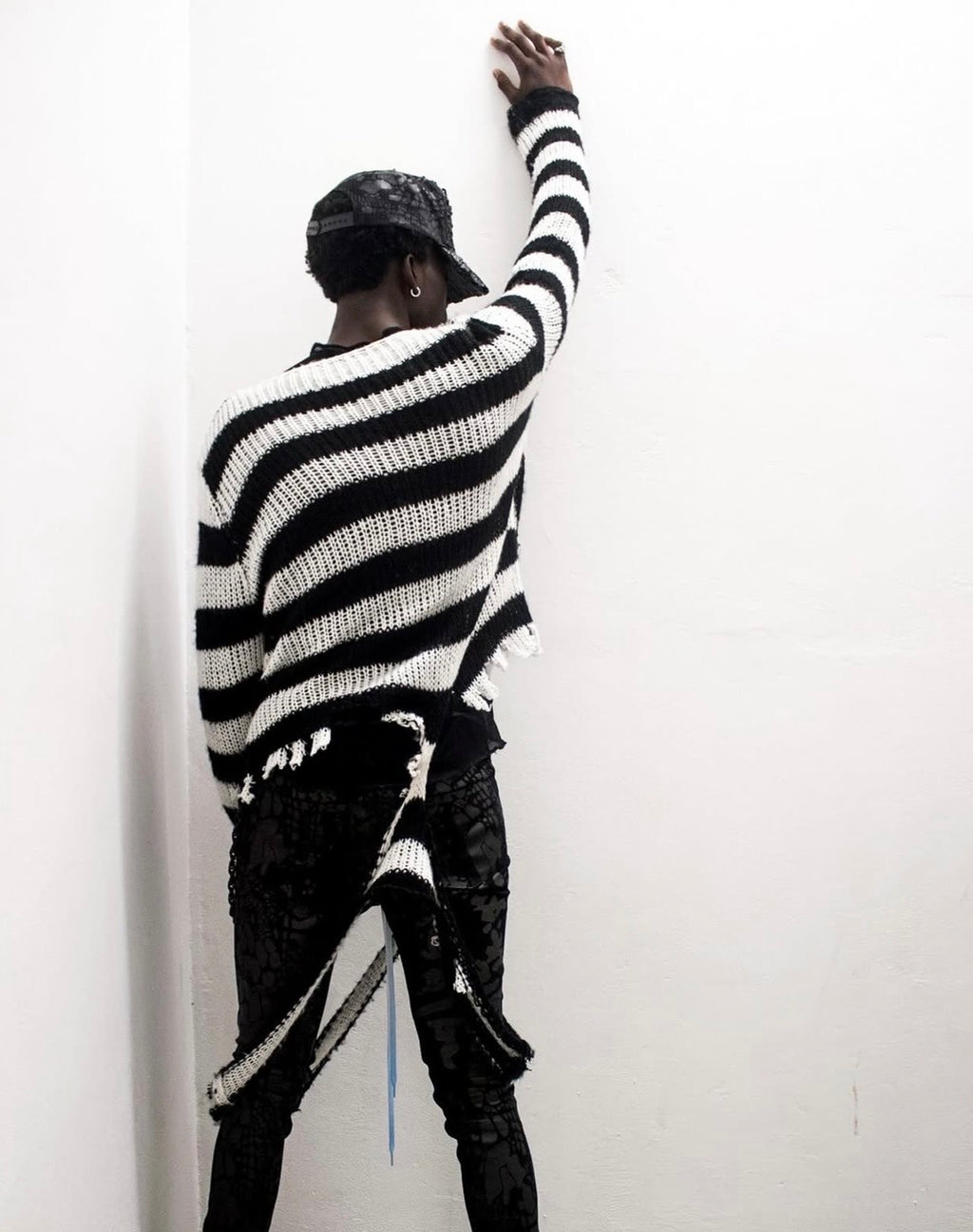 VERNUM KANAKI SWEATER